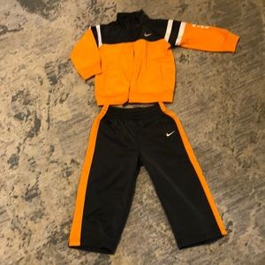 Toddler boys Nike track suit